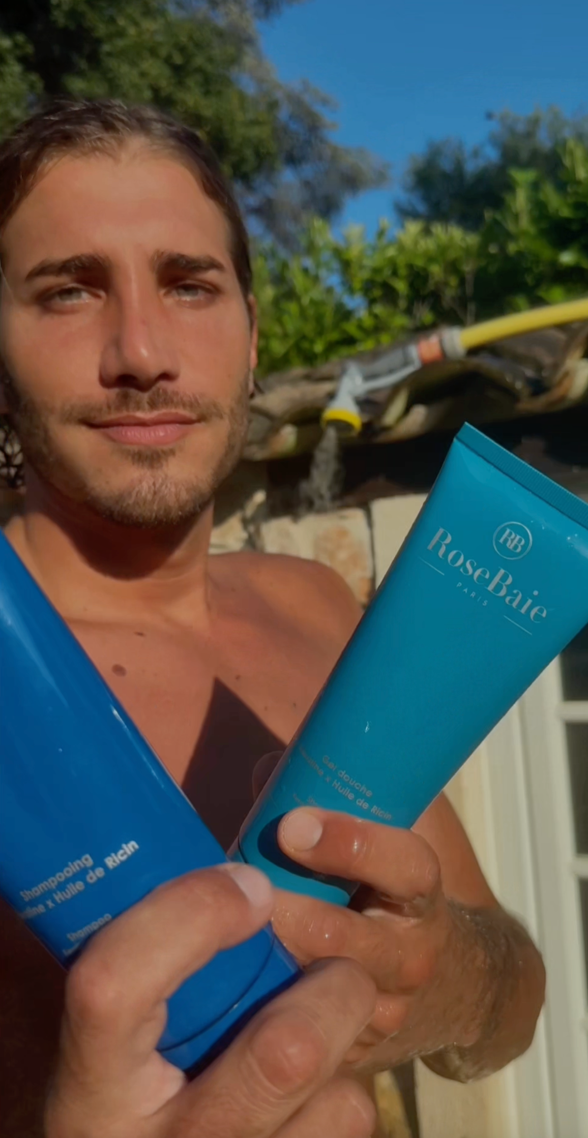 Nicolo révèle sa routine cheveux avec la Gamme Homme Ricin Rosebaie