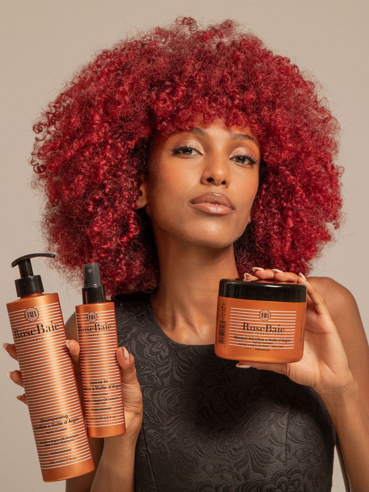 Protéger ses cheveux colorés en été : nos conseils essentiels